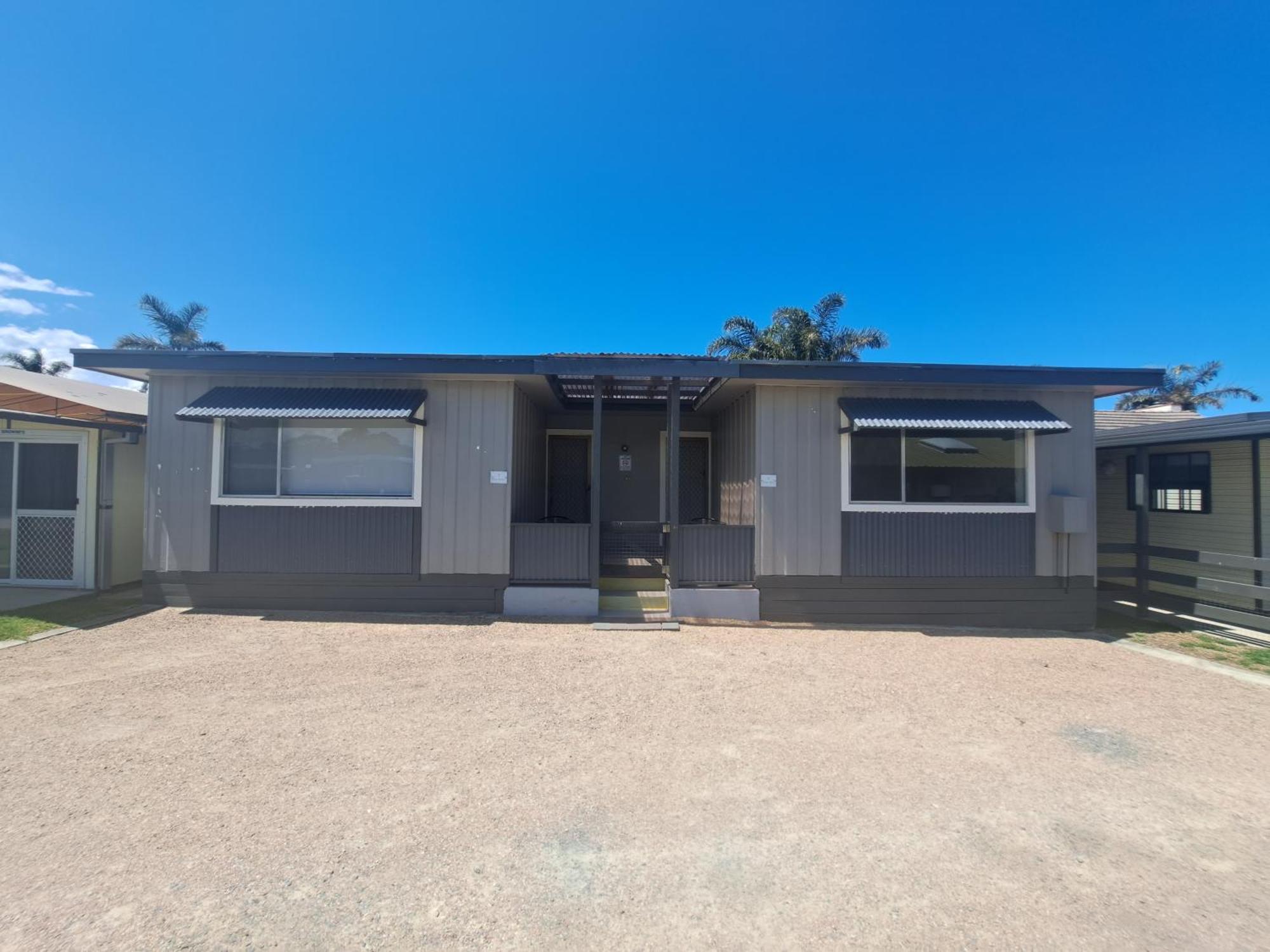 Echo Beach Tourist Park Lakes Entrance Exterior photo