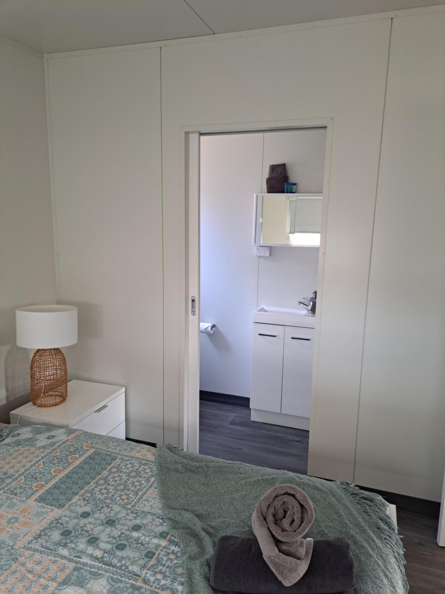 Echo Beach Tourist Park Lakes Entrance Room photo