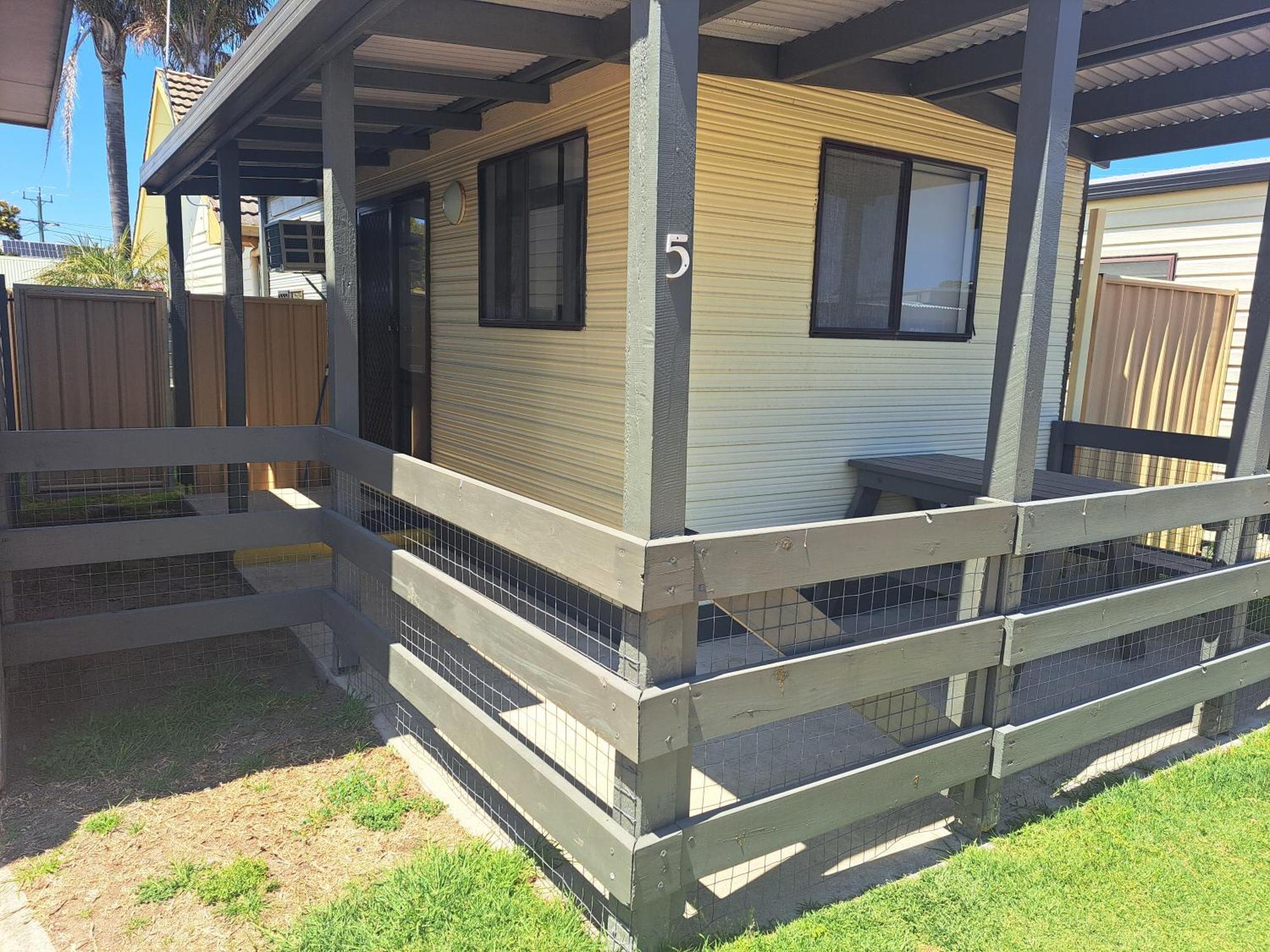 Echo Beach Tourist Park Lakes Entrance Room photo