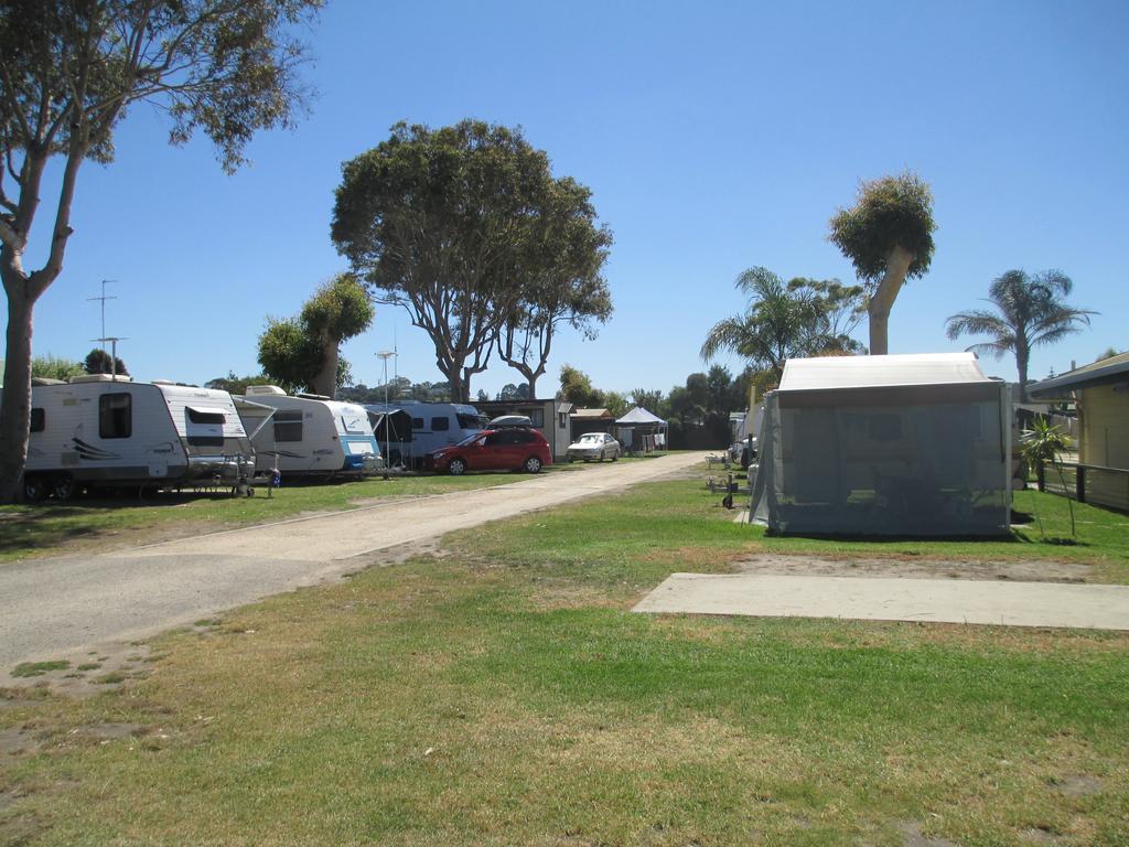 Echo Beach Tourist Park Lakes Entrance Exterior photo