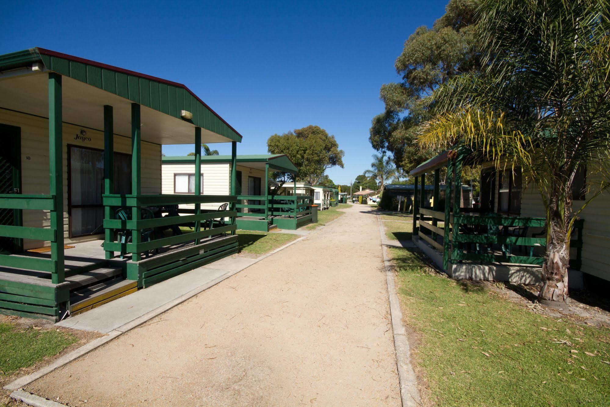 Echo Beach Tourist Park Lakes Entrance Exterior photo